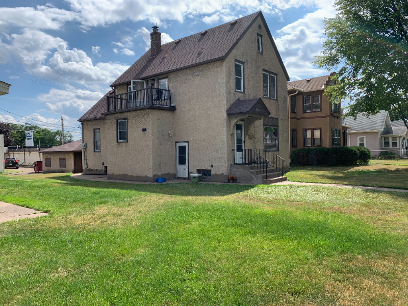 Foto principal - 1538 Albany Ave