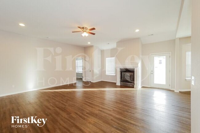 Building Photo - 16811 Onyx Terrace