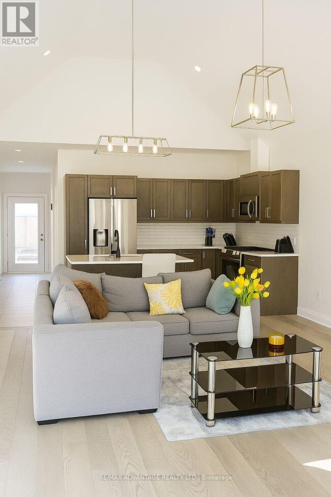 Building Photo - 63 Compass Trail