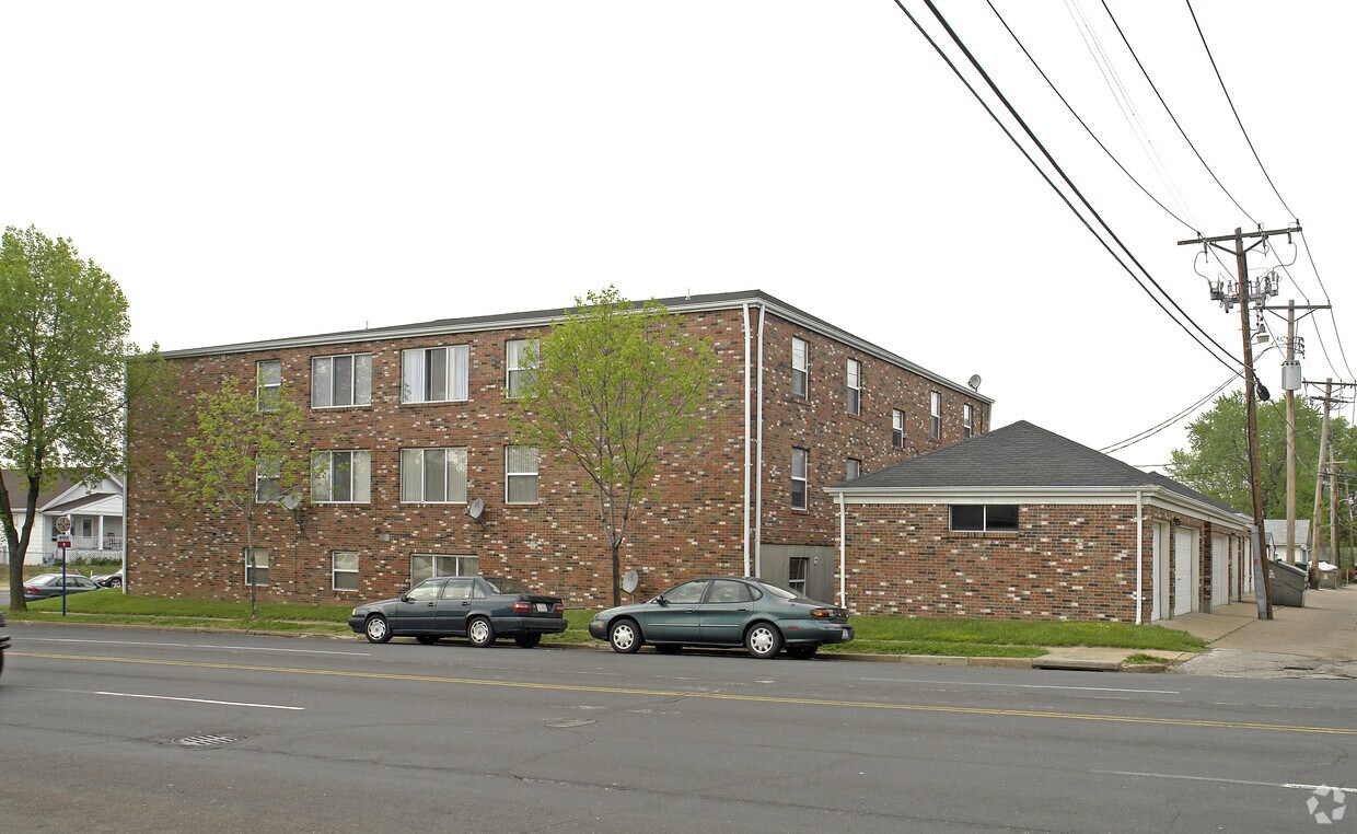 4420 Jamieson Ave, Saint Louis, MO 63109 Apartments in Saint Louis