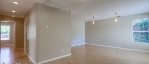 Building Photo - 743 F St