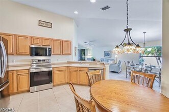Building Photo - 10135 Colonial Country Club Blvd