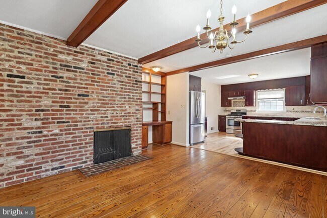 Building Photo - 7616 Burford Dr