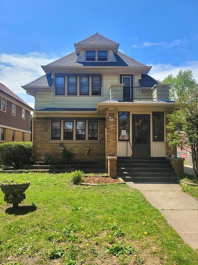 Lower unit apartment - 2567 N 61st St