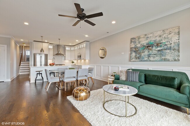 Foto del edificio - 2514 W Diversey Ave