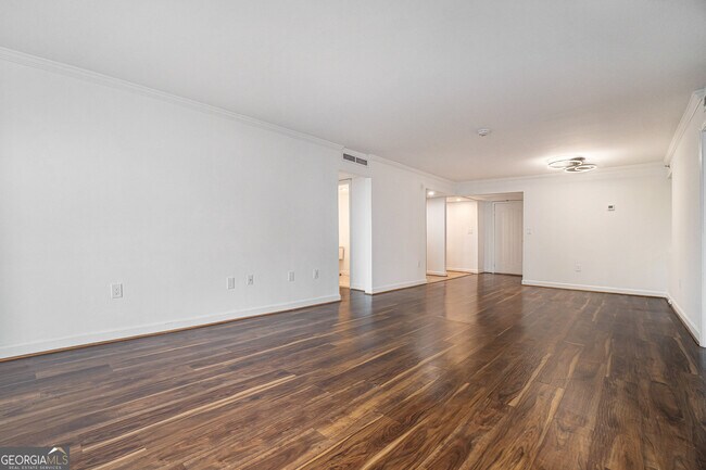 Building Photo - 2870 Pharr Ct S Northwest