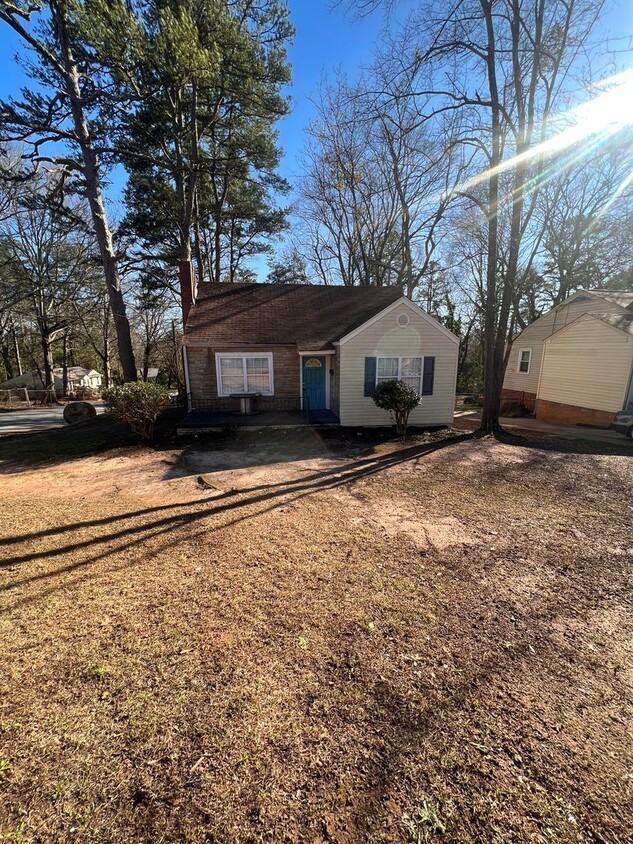 Primary Photo - Corner Lot in Pleasant Valley neighborhood.