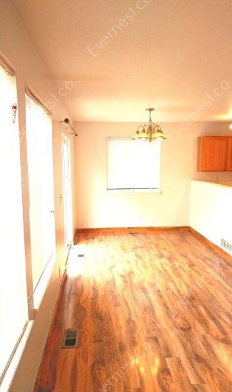 Building Photo - 519 W 91st Dr