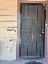 Building Photo - 300 Cherry Ave