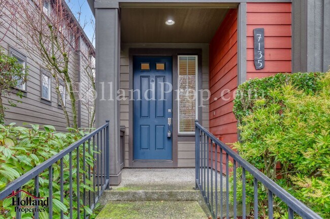 Foto del edificio - Beautiful 2 Bed • 2.5 Bath home in Prime Hillsboro Location – Light, Bright & Functional! *** Spe...
