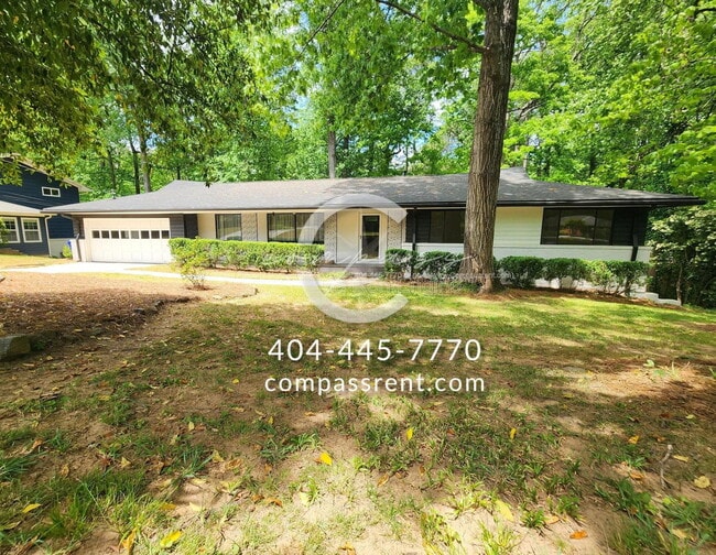 Photo - 2636 Whiteleigh Ct NE House