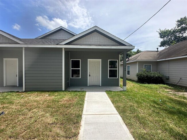 Building Photo - 104 Turner Dr