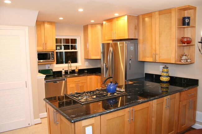 Foto del edificio - 2626 N Quantico St
