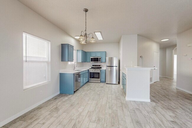 Foto del edificio - 5419 Saturnia Rd NW