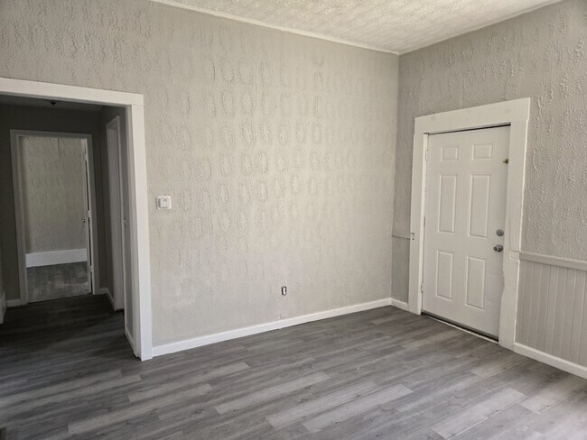 Foto del edificio - 3912 Archwood Ave