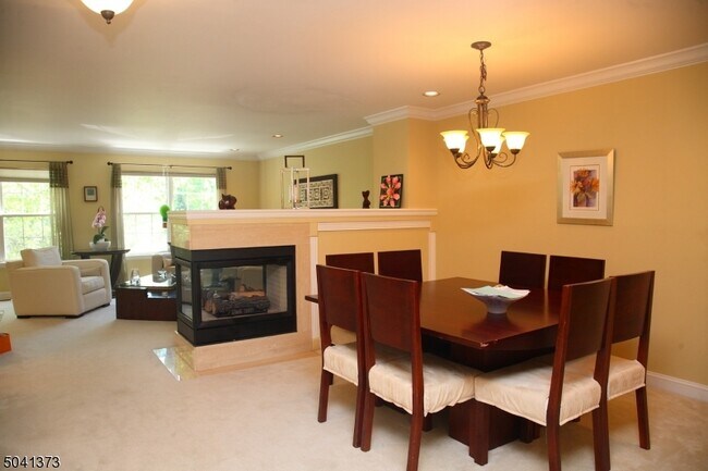 Building Photo - 10 Prescott Ct