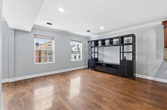 Building Photo - 168 New York Ave