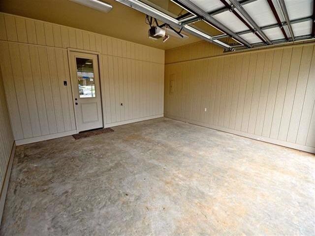 Building Photo - 2816 Village Cove