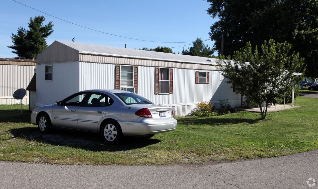 Valley Mobile Home Park Apartments in Newark, OH