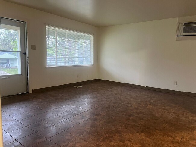 Foto del edificio - 3530 SW Kerry Ave