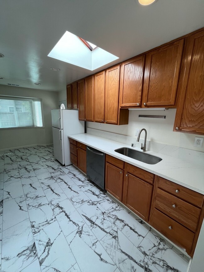 Foto del edificio - 2545 Fourth St