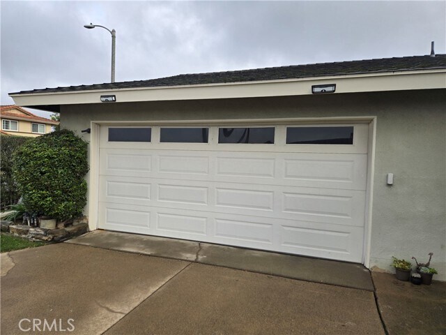 Foto del edificio - 4640 Hazelnut Ave