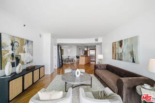 Foto del edificio - 13650 Marina Pointe Dr