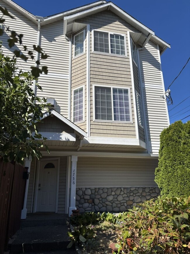 Building Photo - 1756a NW 59th St