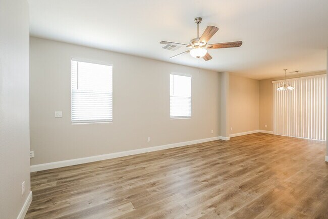 Building Photo - 6494 W Haleh Ave