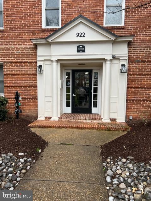 Foto principal - 922 S Washington St