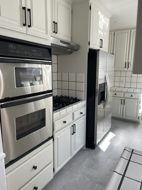 Building Photo - 4838 Cartwright Ave