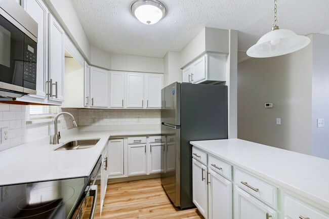 Building Photo - Cheswick Village