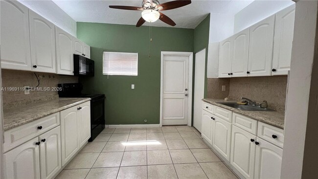 Photo - 113 NW 35th St House