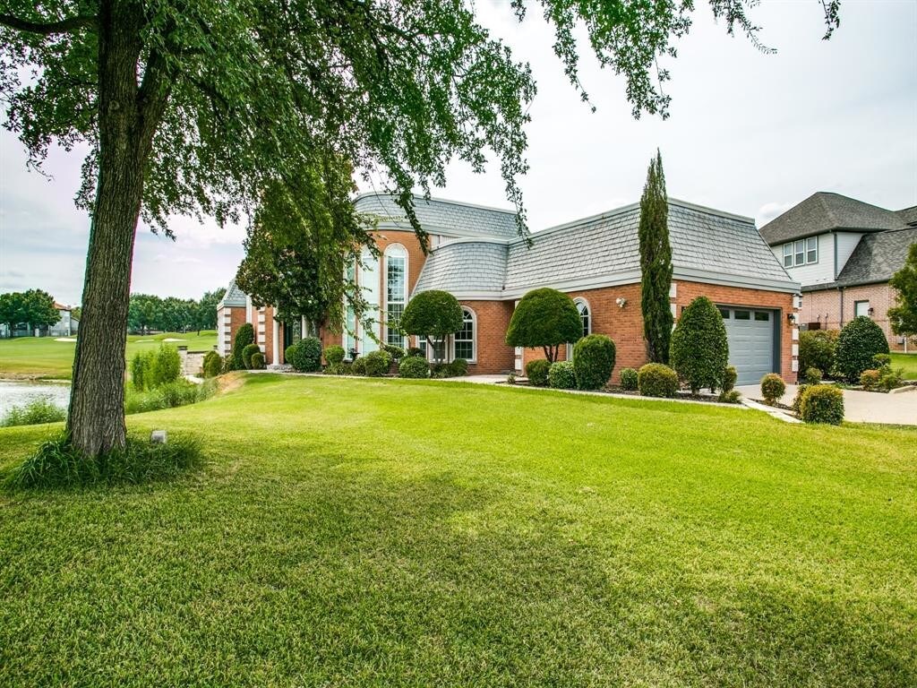 Primary Photo - 3536 Clubgate Dr