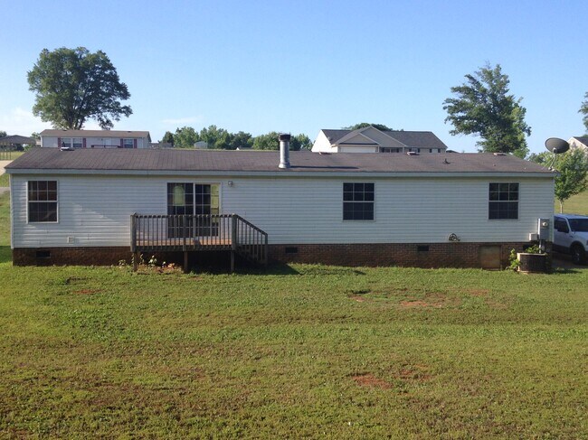 Building Photo - 110 Robin Ridge Cir