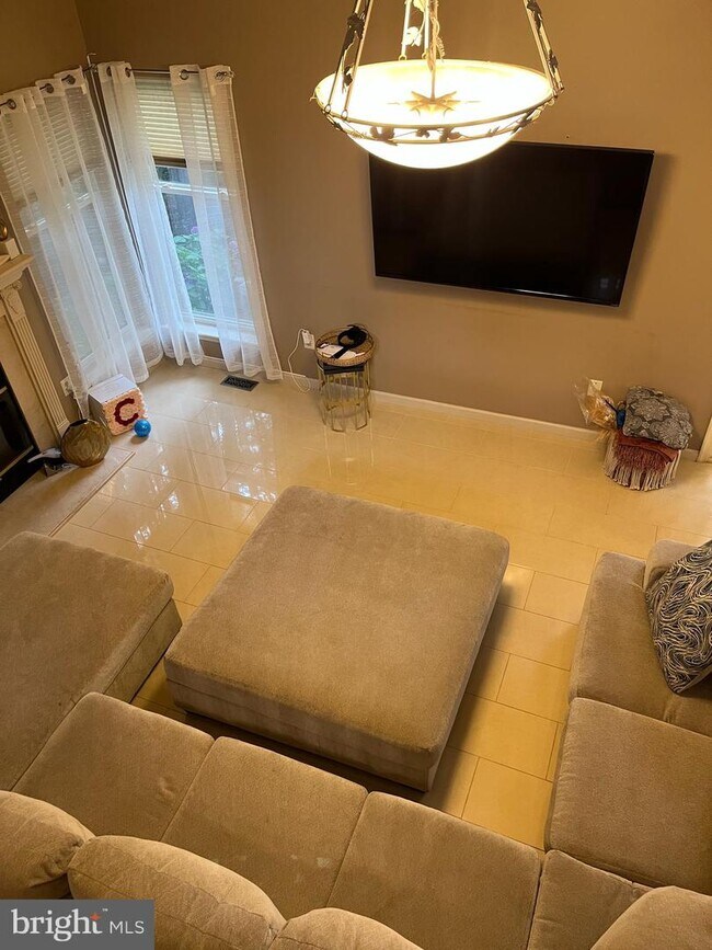 Foto del edificio - 3 Goats Hill Rd