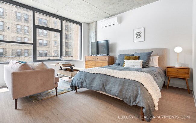 Foto del edificio - 4555 N Sheridan Rd