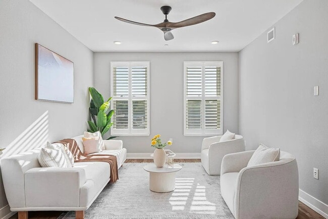 Building Photo - Chic Santa Clara Retreat: 1BR Gem with Elegant Finishes & Modern Comforts!