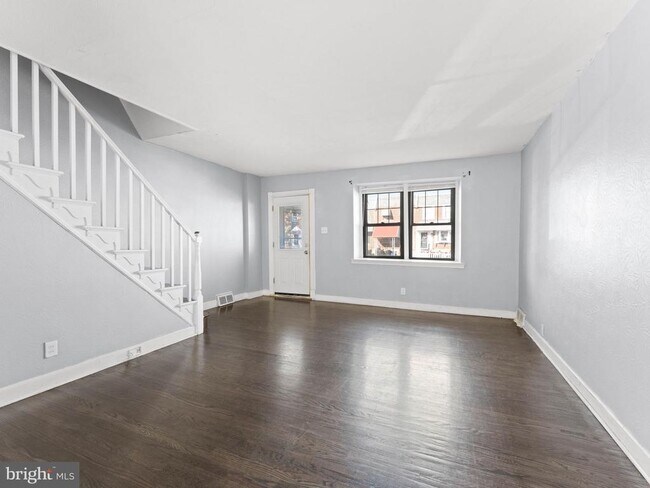 Foto del edificio - 6643 Algard St