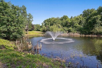 Building Photo - 98 Apache Way