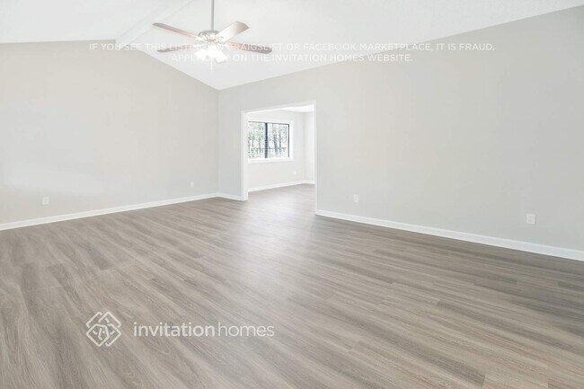 Building Photo - 2463 Rockwood Way SW