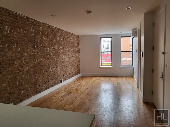 Building Photo - Luxury on Flatbush Ave