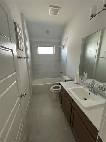 Foto del edificio - 1806 Balfour Bnd