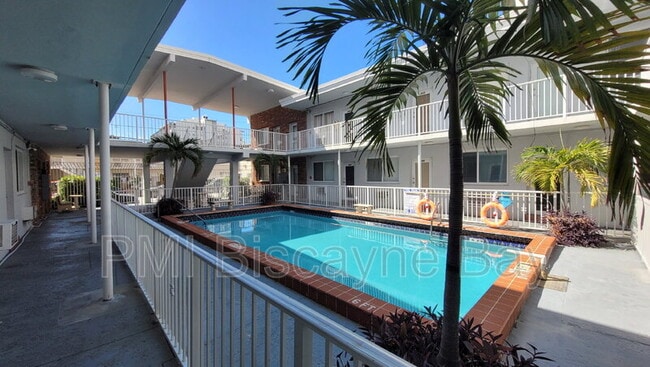 Building Photo - 305 69th St