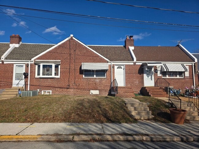 Photo - 1321 E 23rd St Townhome