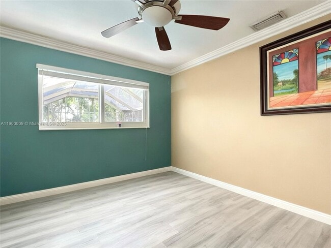 Foto del edificio - 10220 SW 160th St