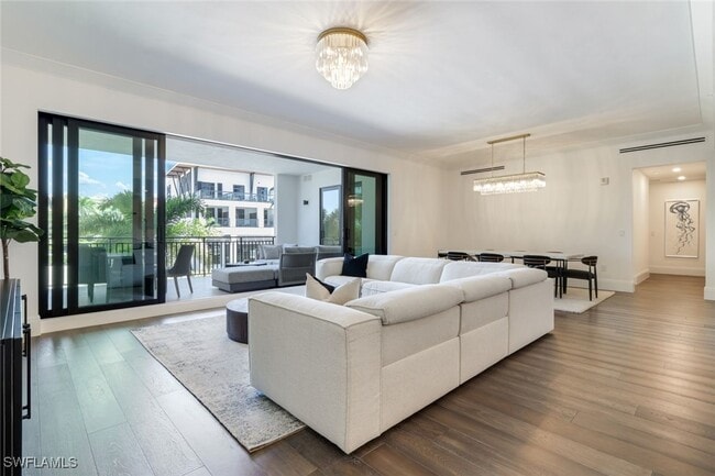 Building Photo - 1130 3rd Ave S