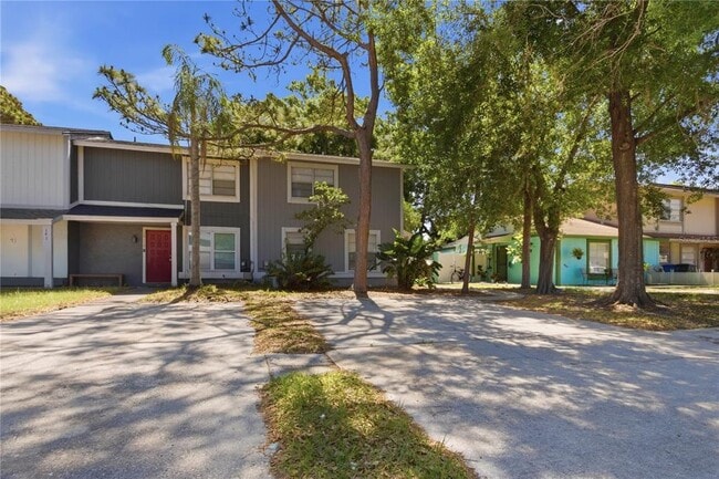 Foto del edificio - 14113 Village Terrace Dr