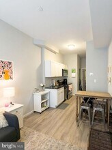 Building Photo - 1724 N Bouvier St