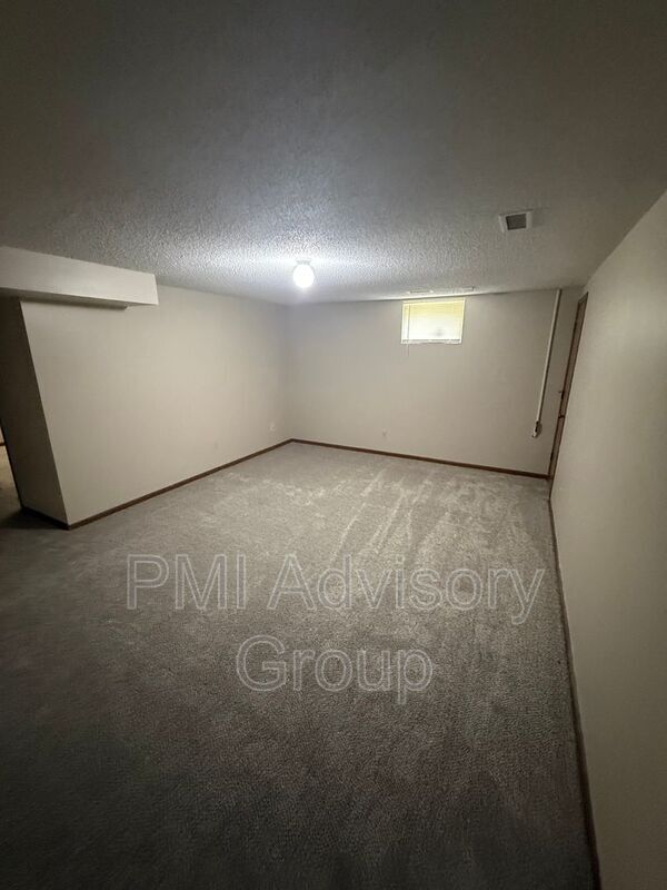 Foto del edificio - 2816 SW Westport Plaza Dr